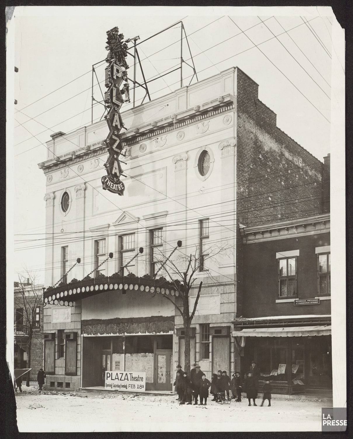 Théâtre Plaza — façade et intérieur historique