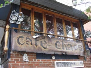 CAFÉ CHAOS