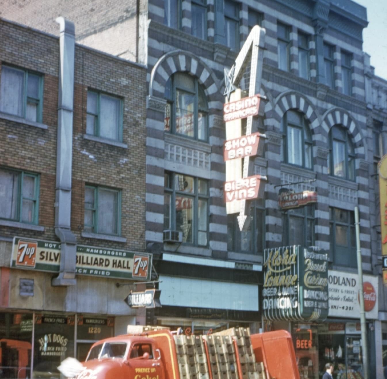 Casino Français (Montréal) — façade / salle