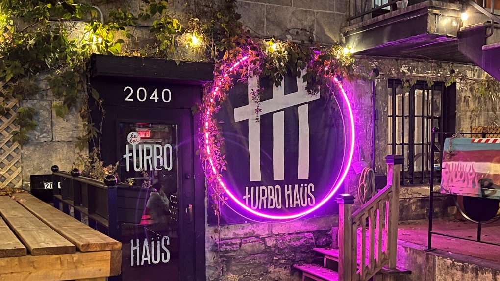 Turbo Haüs (Montréal) — façade / salle